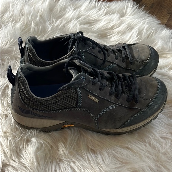 Dansko Shoes - Dansko Paisley Milled Nubuck Womens Size 40wide Navy Shoes Sneakers